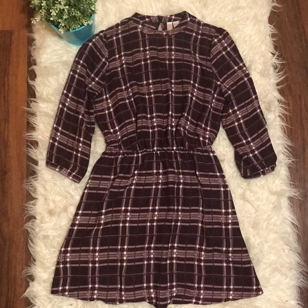 😍NWOT. Forever 21 Exclusive dress